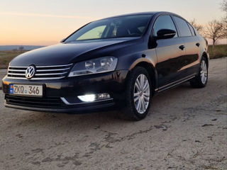 Volkswagen Passat foto 3