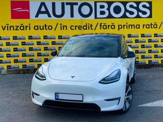 Tesla Model Y foto 1