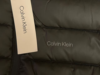 Vesta Calvin Klein originala foto 4