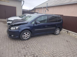 Volkswagen Touran foto 4