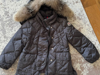 Moncler 4 , Burberry 6 foto 4