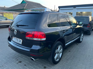 Volkswagen Touareg foto 4