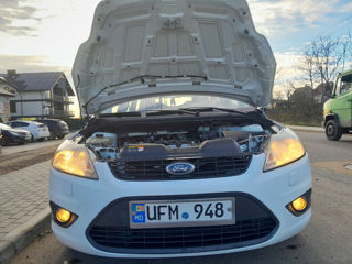 Ford Focus foto 8