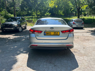 KIA K5 foto 2