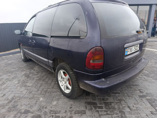 Chrysler Voyager foto 4