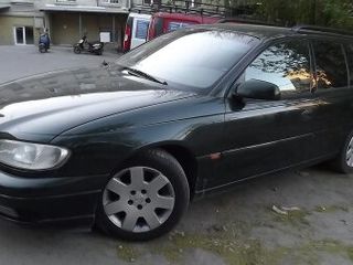 Opel Omega foto 1