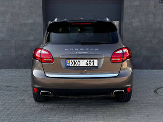 Porsche Cayenne foto 7