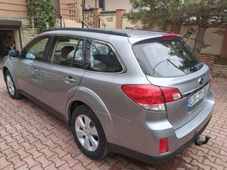 Subaru Outback foto 3