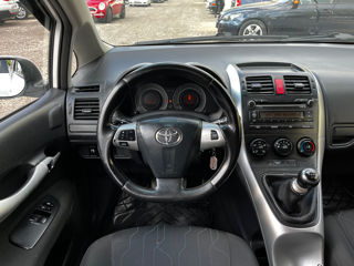 Toyota Auris foto 8