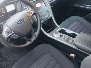 Ford Fusion foto 5