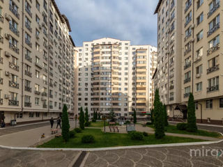 Apartament cu 3 camere, 100 m², Botanica, Chișinău foto 6