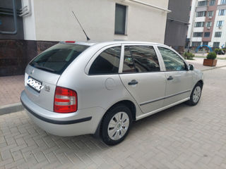 Skoda Fabia foto 3