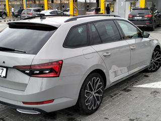 Skoda Superb foto 2