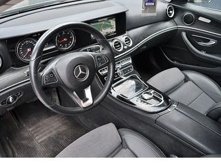 Mercedes E-Class foto 8