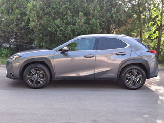 Lexus UX foto 8