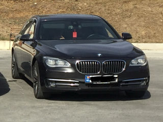 BMW 7 Series foto 1