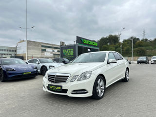 Mercedes E-Class foto 1