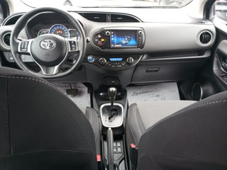 Toyota Yaris foto 6