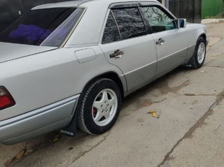 Vând piese pentru Mercedes w124 foto 3