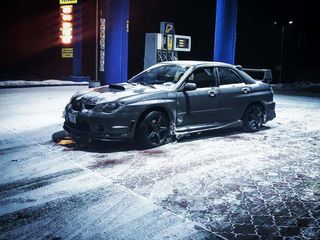 Subaru WRX foto 2