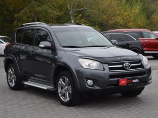 Toyota Rav 4 foto 1