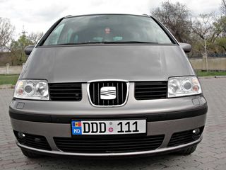 Volkswagen Sharan foto 2