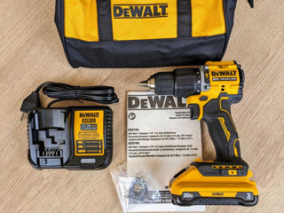 Ударный шуруповерт DeWalt DCD799 foto 1