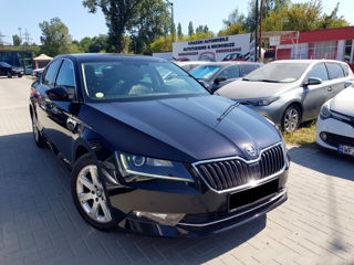 Skoda Superb foto 4