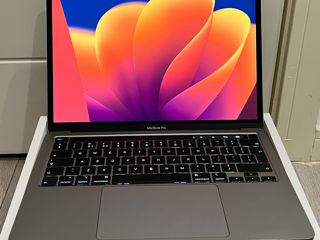 MacBook Pro 13 Intel 2020 foto 3