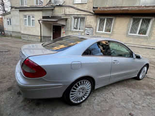 Mercedes CLK-Class foto 3