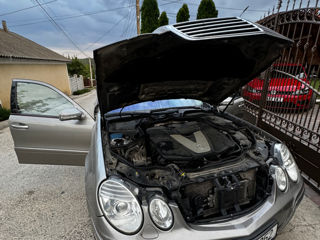 Mercedes E-Class foto 6