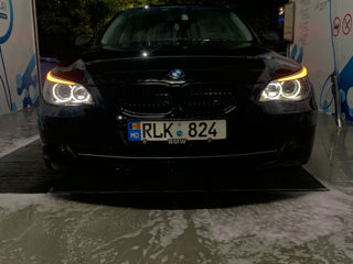 BMW 5 Series foto 10