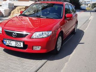 Mazda 323 foto 4