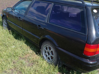 Volkswagen Passat foto 2