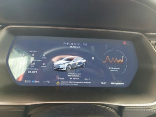 Tesla Model S foto 6