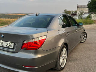 BMW 5 Series foto 3