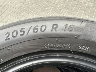 205 60 16, 2023 Michelin vară 90% foto 2