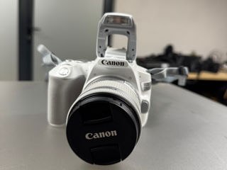 Canon eos 250d kit