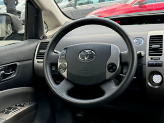 Toyota Prius foto 10