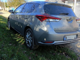 Toyota Auris foto 4