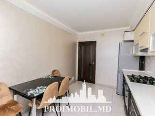 Apartament cu 2 camere, 55 m², Botanica, Chișinău foto 3