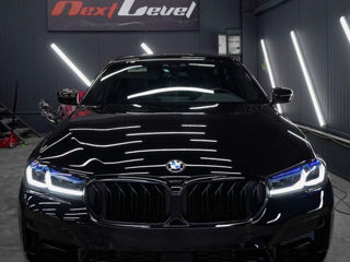 BMW 5 Series foto 9