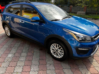 KIA Rio X-Line foto 4