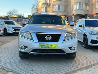 Nissan Pathfinder foto 3