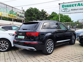 Audi Q7 foto 2