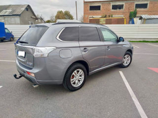 Mitsubishi Outlander foto 5