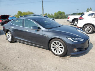 Tesla Model S foto 4