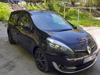 Renault Grand Scenic foto 1