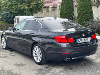 BMW 5 Series foto 4