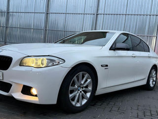 BMW 5 Series foto 1